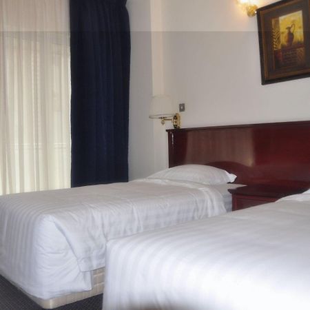 Royal Plaza Hotel Apartments Dubaï Extérieur photo